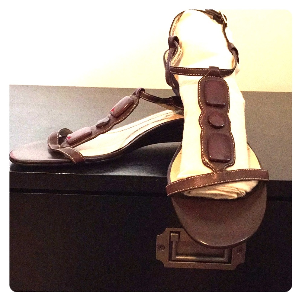 Classy & Comfortable